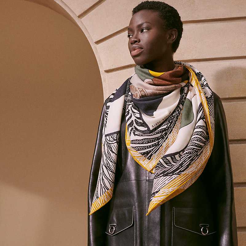 カレジェアン 《カヴァリエ・アン・フォルム》 - ブラック | Hermès